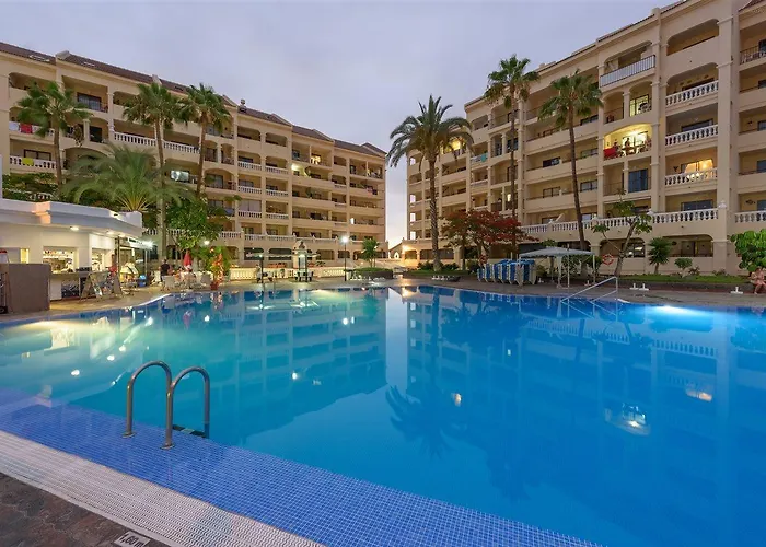 Aparthotel Castle Harbour Los Cristianos 